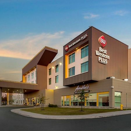 Best Western Plus St. John'S Airport Hotel And Suites Zewnętrze zdjęcie
