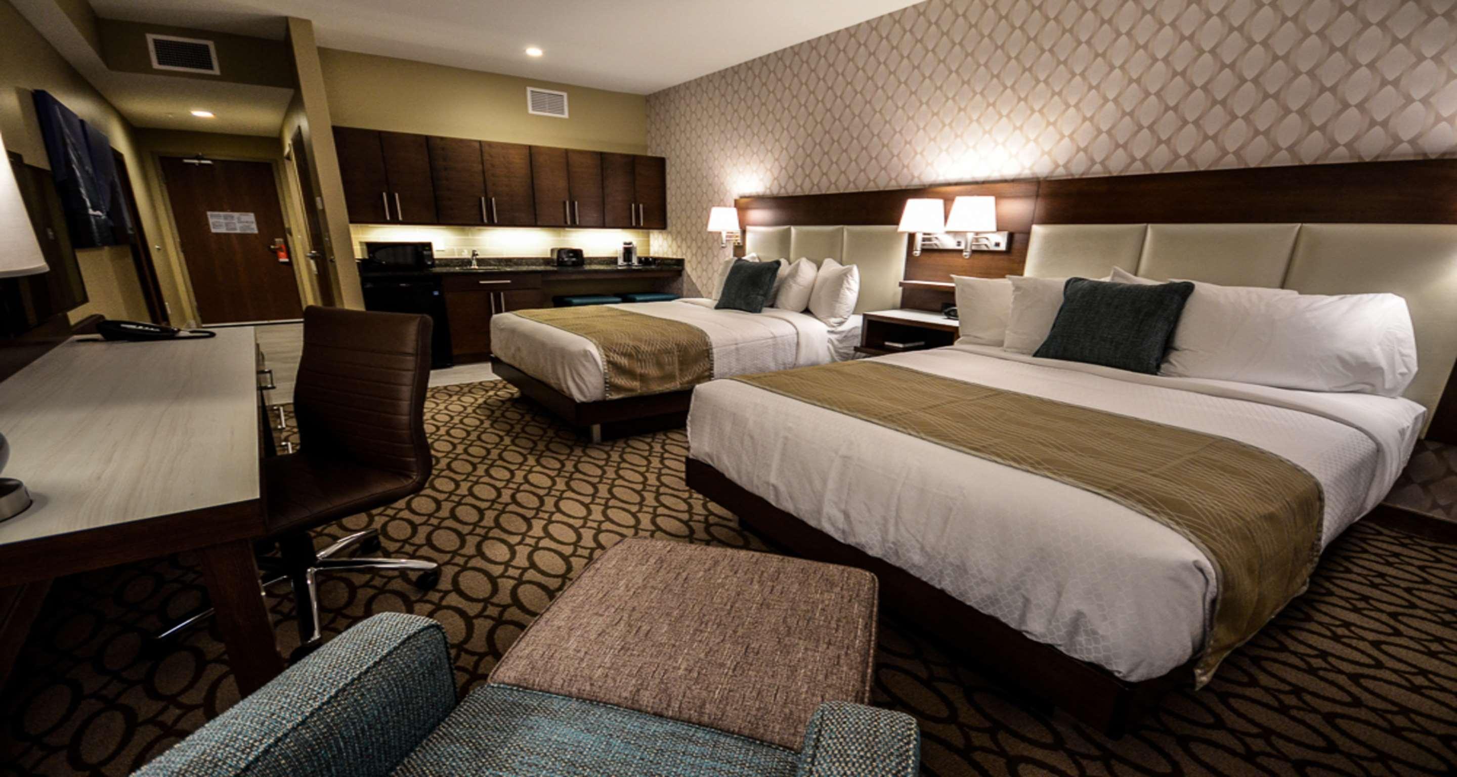 Best Western Plus St. John'S Airport Hotel And Suites Zewnętrze zdjęcie