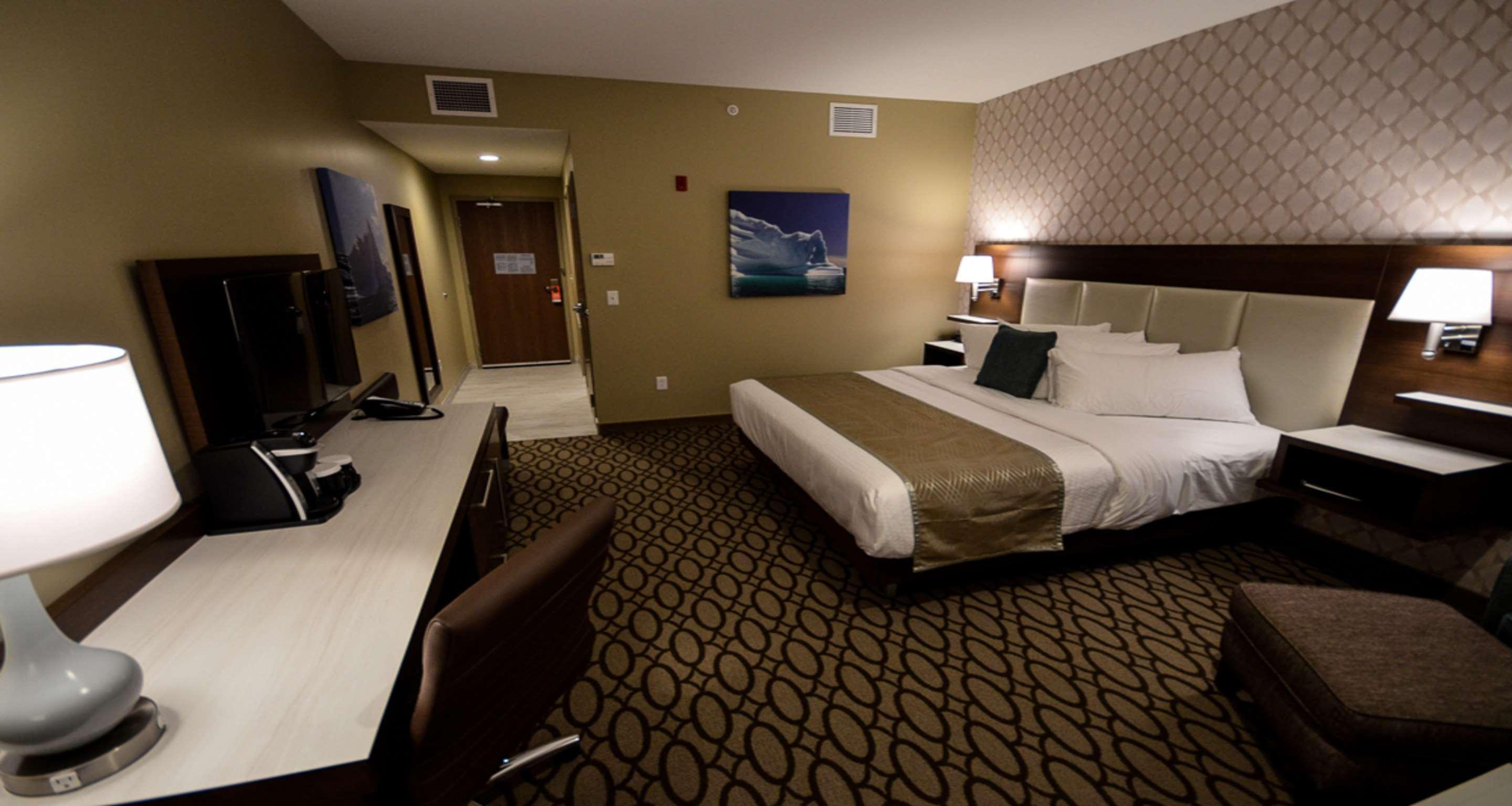 Best Western Plus St. John'S Airport Hotel And Suites Zewnętrze zdjęcie