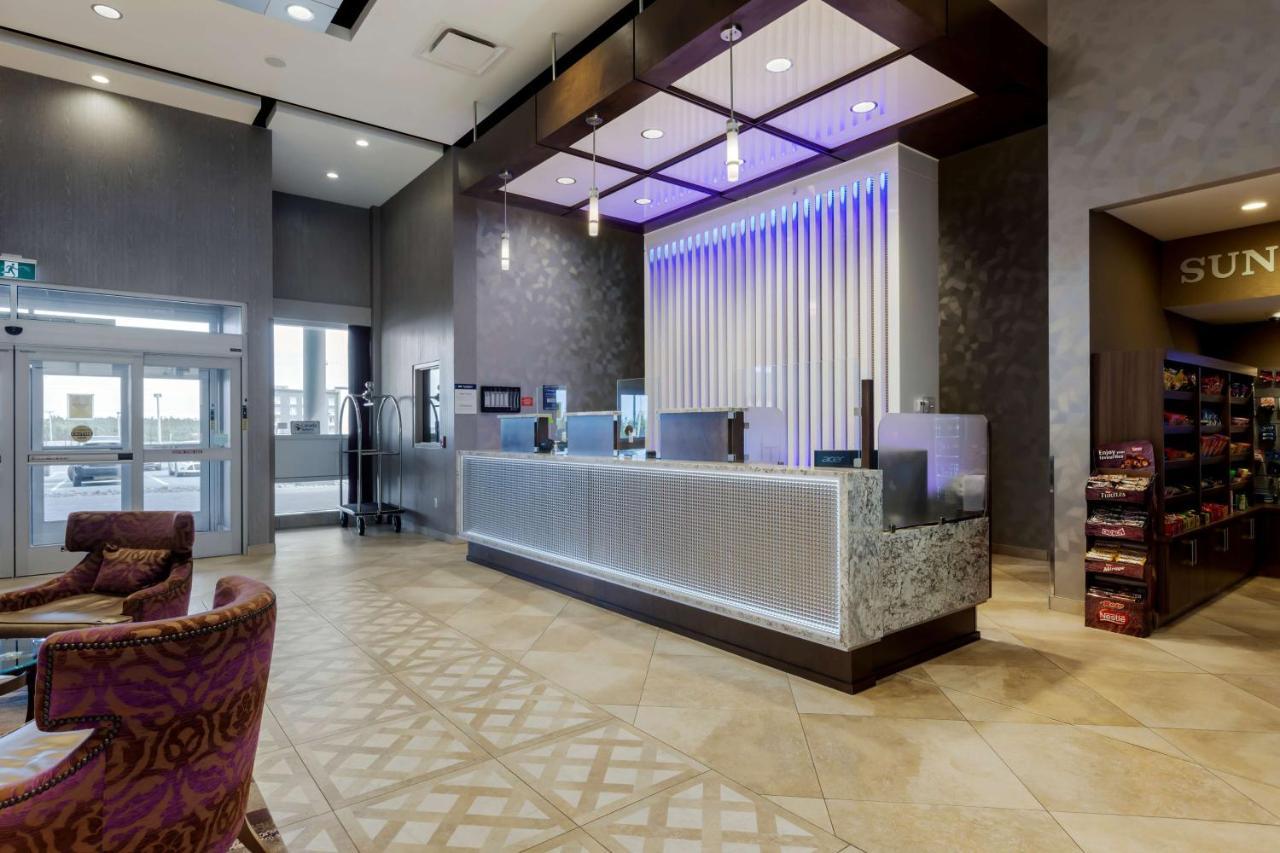 Best Western Plus St. John'S Airport Hotel And Suites Zewnętrze zdjęcie