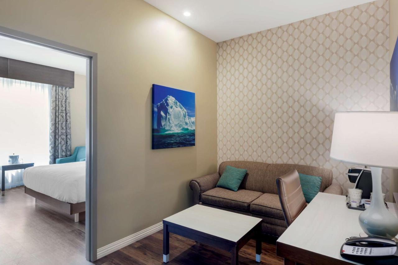 Best Western Plus St. John'S Airport Hotel And Suites Zewnętrze zdjęcie